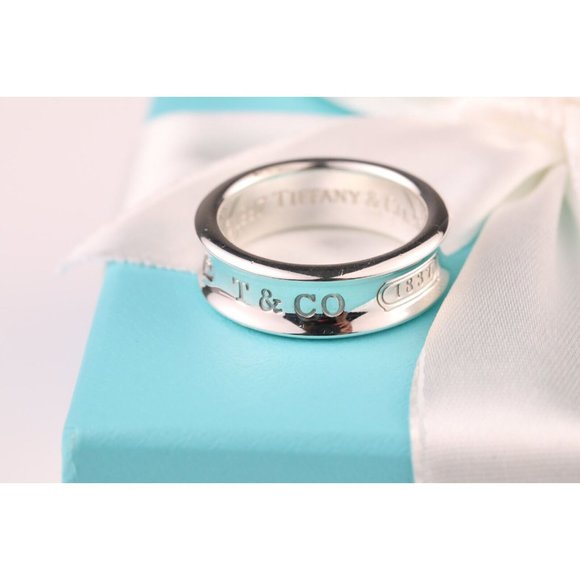 Tiffany & Co. 1997 Sterling Silver 925 1837 Concave Wedding Band Ring Size 7.25 - Picture 9 of 10